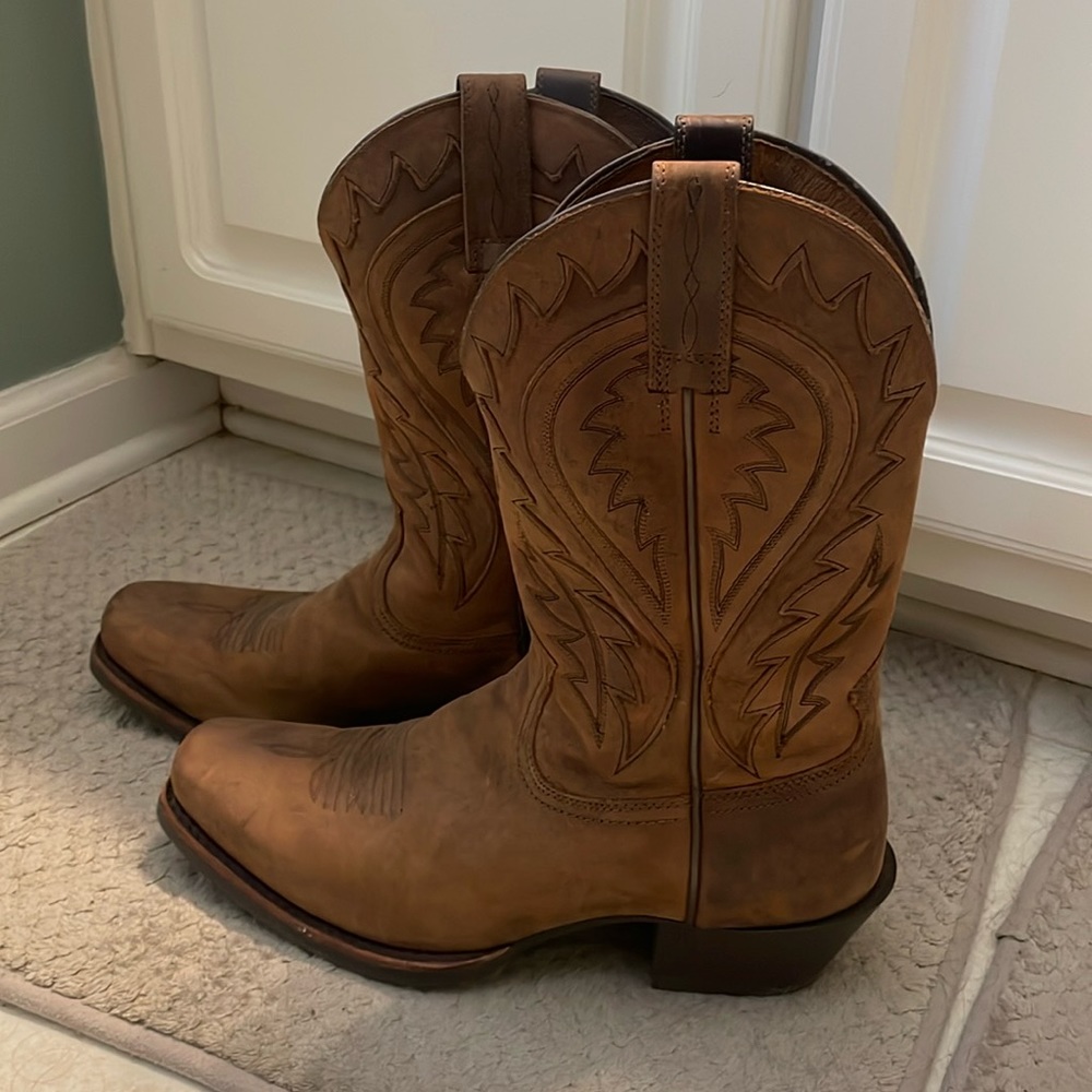 Ariat Cowgirl Boots Women’s 9.5